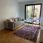 Typical French Appt For 4 Near Eiffel Tower