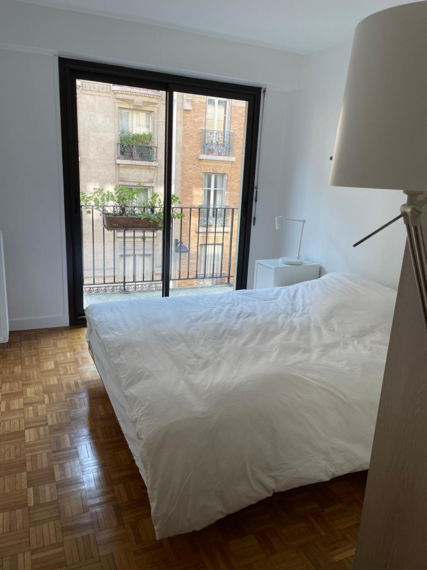 Appartamento Typical French Appt For 4 Near Eiffel Tower